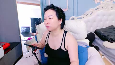 Snapshot of noko8888 chatting on 11/08/25, 02:01 noko8888 online show from 11/08/25, 02:01