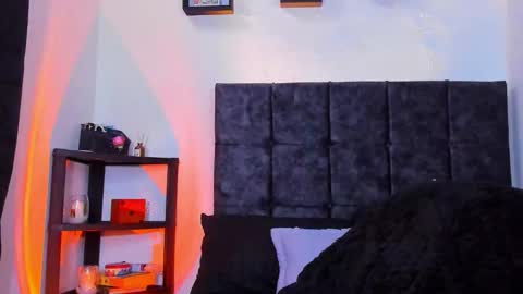 Nolan  online show from 10/22/25, 07:46