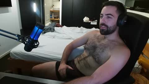 nomadicFF online show from 01/05/25, 04:59