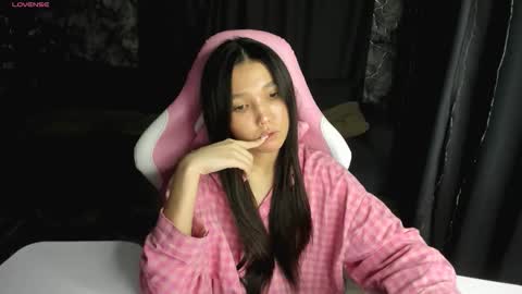 nomi online show from 02/10/26, 12:59