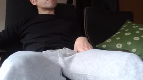 Snapshot of nomorin611 chatting on 11/27/25, 05:31 nomorin611 online show from 11/27/25, 05:31