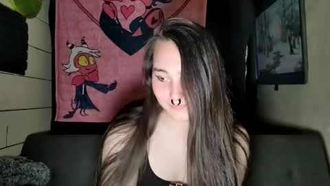 nonbinarybeauty20 online show from 04/09/26, 03:28