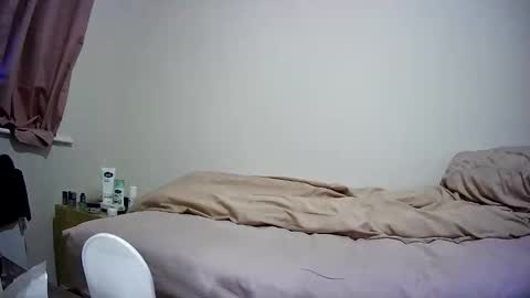 Snapshot of nonbinarynicky chatting on 05/28/26, 10:45 NonBinaryNicky online show from 05/28/26, 10:45