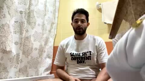 noor771 online show from 11/05/25, 12:21