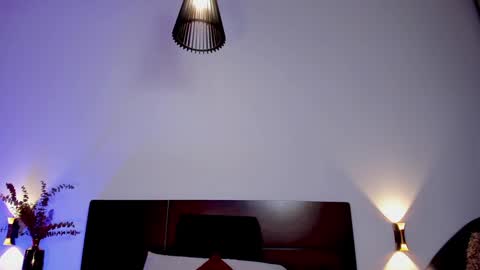 Snapshot of nora_dasilva chatting on 12/04/24, 12:30 Nora Da Silva online show from 12/04/24, 12:30