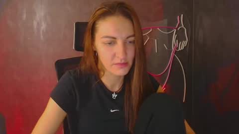 Nora online show from 09/29/25, 06:46