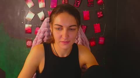 Nora online show from 10/28/25, 09:06