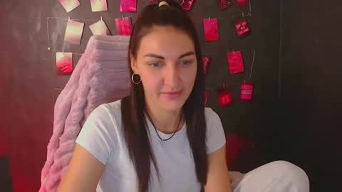 Nora online show from 11/11/25, 07:30