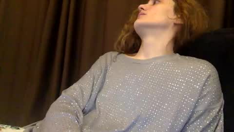 Snapshot of norablues chatting on 12/01/24, 09:15 norablues online show from 12/01/24, 09:15