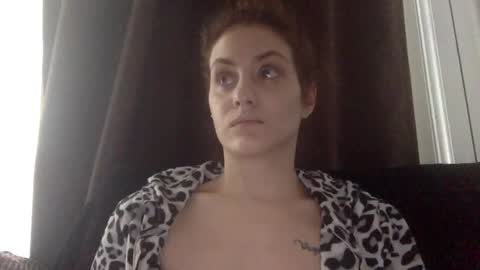 Snapshot of norablues chatting on 01/22/25, 10:29 norablues online show from 01/22/25, 10:29