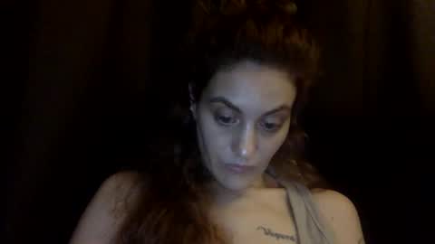 Snapshot of norablues chatting on 01/27/25, 09:00 norablues online show from 01/27/25, 09:00