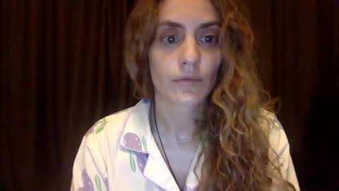 Snapshot of norablues chatting on 09/17/25, 07:37 norablues online show from 09/17/25, 07:37