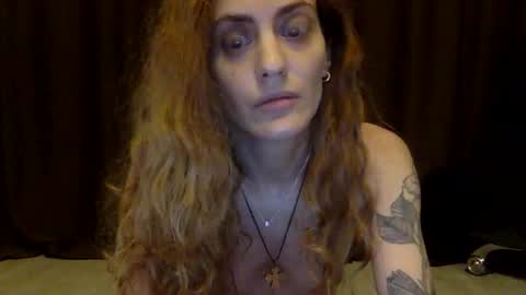 Snapshot of norablues chatting on 09/20/25, 12:11 norablues online show from 09/20/25, 12:11