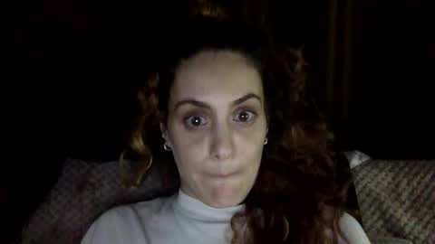 Snapshot of norablues chatting on 11/10/25, 08:19 norablues online show from 11/10/25, 08:19