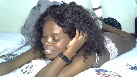 norah_pure online show from 12/23/24, 05:32