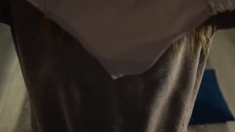 Eva online show from 12/12/24, 12:22