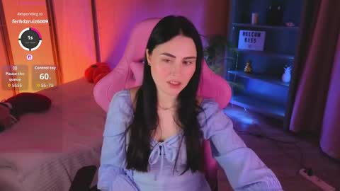 Nora online show from 05/01/26, 05:45