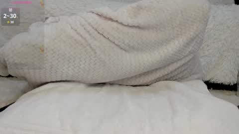 Nora online show from 01/26/25, 04:20