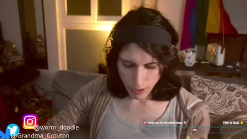 Ariane online show from 09/21/25, 12:34