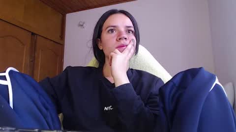 noreen_ online show from 03/07/26, 03:31