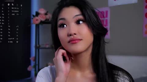 Snapshot of noreenbeckey chatting on 10/23/25, 07:07 Nore online show from 10/23/25, 07:07