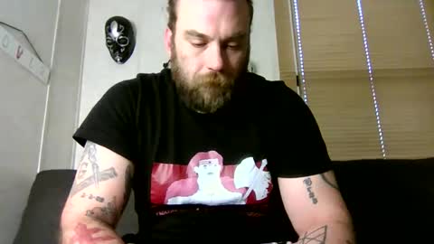 norsirish online show from 10/30/25, 01:12