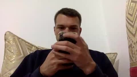 Justin online show from 03/10/25, 01:01