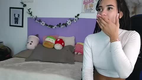 Snapshot of northly chatting on 12/18/24, 02:49 NORTH online show from 12/18/24, 02:49