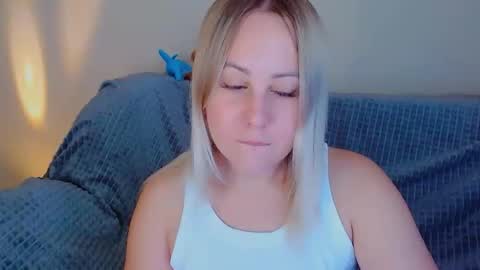 hi glad to chat online show from 09/09/25, 10:04