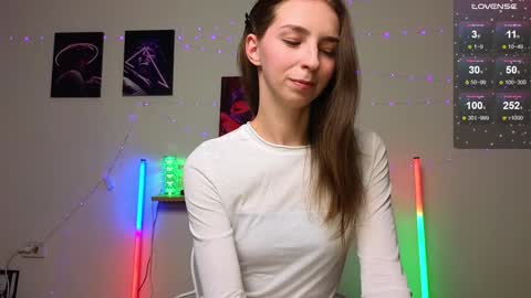 Hello My name is Helene NTMU  Finger up if u like what u see online show from 12/28/24, 02:32