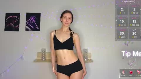 Snapshot of not_yourtoy chatting on 07/06/26, 02:25 Hello My name is Helene NTMU Finger up if u like what u see online show from 07/06/26, 02:25