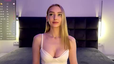 Goldie online show from 03/23/26, 04:11