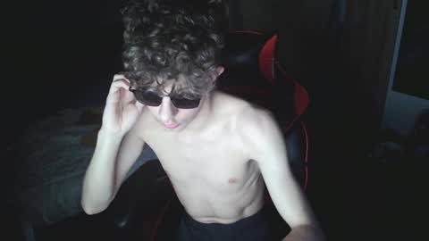 Snapshot of notspace_721128 chatting on 12/21/24, 04:57 NotSpace online show from 12/21/24, 04:57