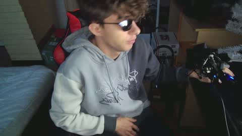 Snapshot of notspace_721128 chatting on 01/12/25, 04:08 NotSpace online show from 01/12/25, 04:08