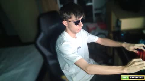 Snapshot of notspace_721128 chatting on 10/14/25, 04:08 NotSpace online show from 10/14/25, 04:08