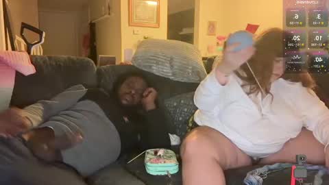 NotUrBabyMoms online show from 11/15/25, 03:37