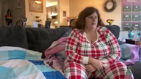 NotUrBabyMoms online show from 11/16/25, 04:56