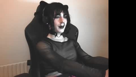 Lucy online show from 02/19/25, 05:05