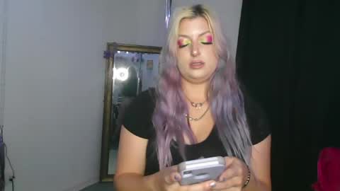 Nouveauho3 online show from 05/27/26, 01:57