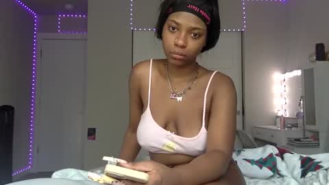 Nova Kash online show from 09/23/25, 05:05