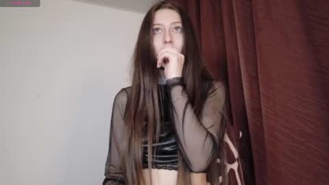 Snapshot of nova_charlotte chatting on 07/07/26, 04:04 Charlotte online show from 07/07/26, 04:04
