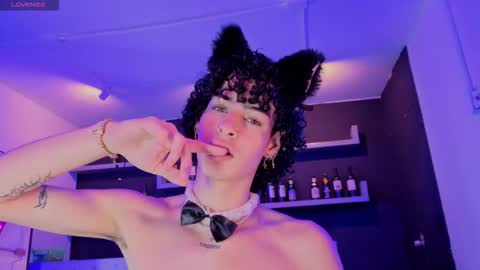 Nova Salvatore online show from 02/17/26, 03:58