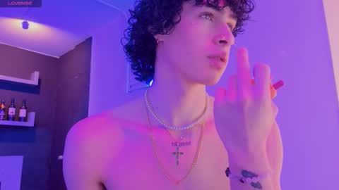 Nova Salvatore online show from 02/19/26, 04:19