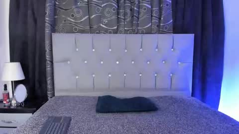 Snapshot of nova_sex1 chatting on 01/22/25, 03:31 nova online show from 01/22/25, 03:31