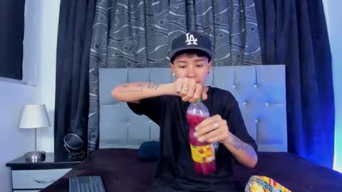 Snapshot of nova_sex1 chatting on 03/12/25, 07:46 nova online show from 03/12/25, 07:46