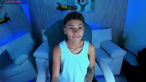 Snapshot of nova_sex1 chatting on 10/29/25, 03:53 nova online show from 10/29/25, 03:53