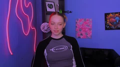 Snapshot of nova_sky_ chatting on 04/08/26, 09:20 Nova online show from 04/08/26, 09:20