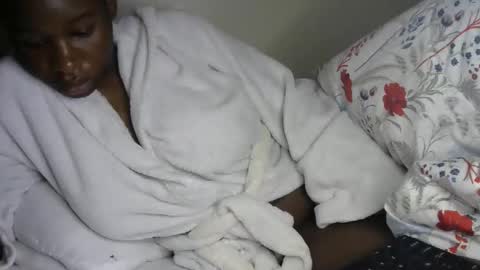 novaah online show from 04/10/26, 02:17