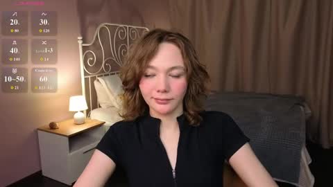 Snapshot of novaeva_ chatting on 05/22/26, 12:18 Eva online show from 05/22/26, 12:18