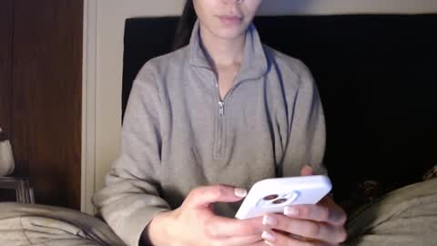 Olivia online show from 12/30/24, 05:26